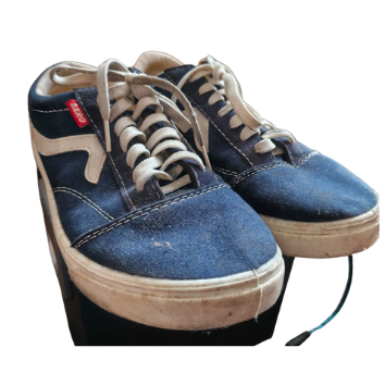 Sepatu Aero